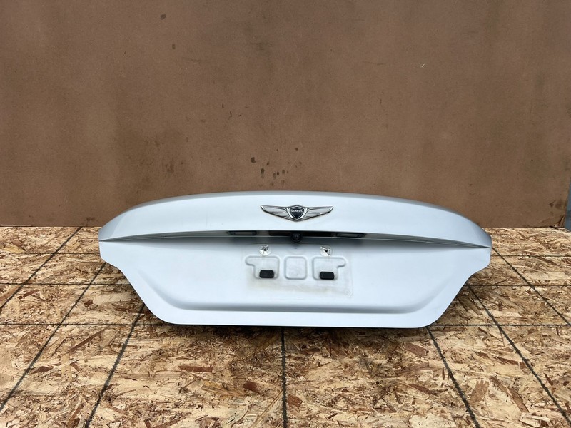 GENESIS G70 2019-2021 OEM TRUNK LID DECK ASSEMBLY (SILVER)