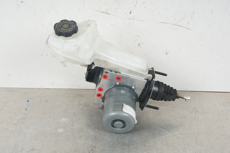 2020-2021 Cadillac CT4 ABS Pump Control Module 84826407 OEM