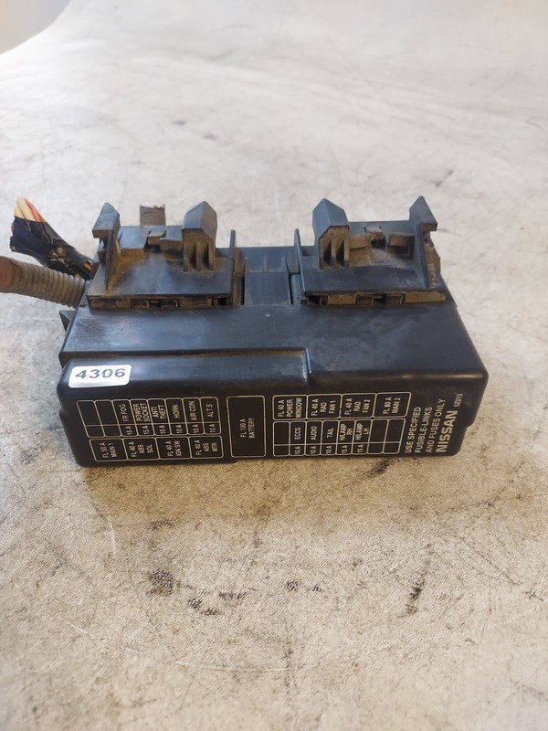 Fuse Box Engine Fits 00-01 ALTIMA OEM 24382-9e015