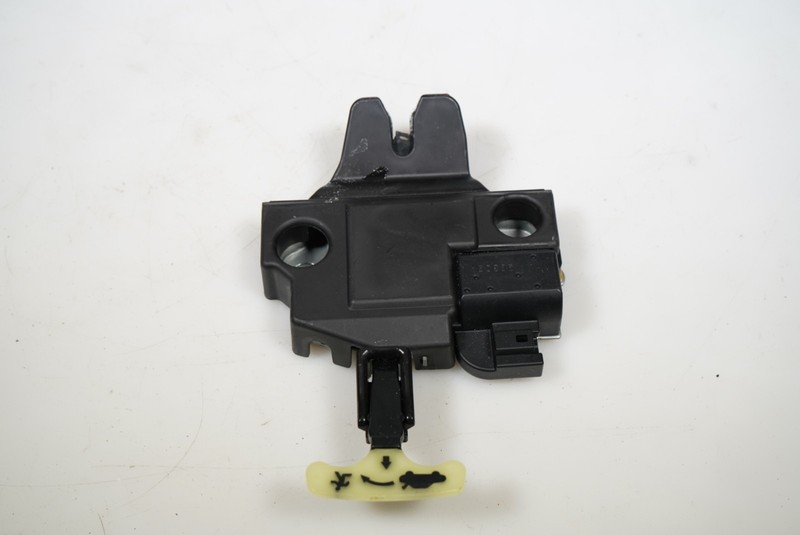 20-25 SUBARU LEGACY REAR TAILGATE TRUNK LID COMPARTMENT LOCK LATCH ACTUATOR OEM