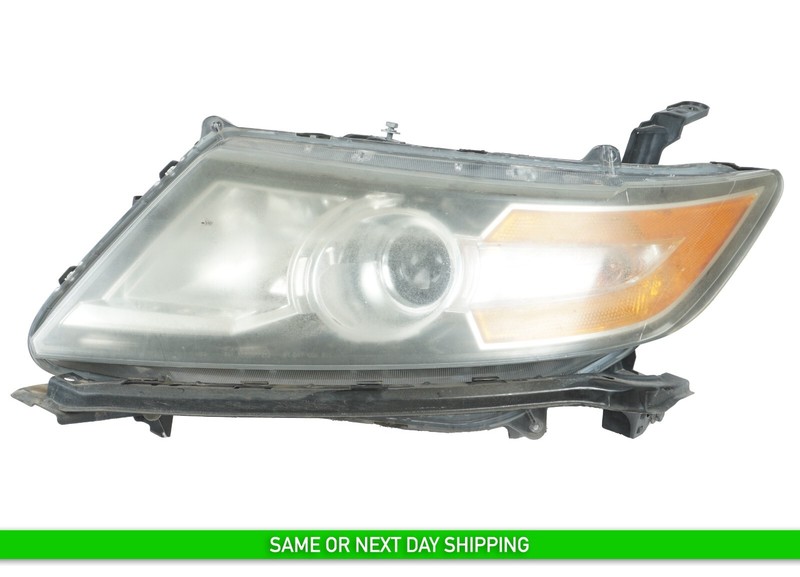 2014 - 2017 HONDA ODYSSEY HEADLIGHT LEFT DRIVER SIDEOEM