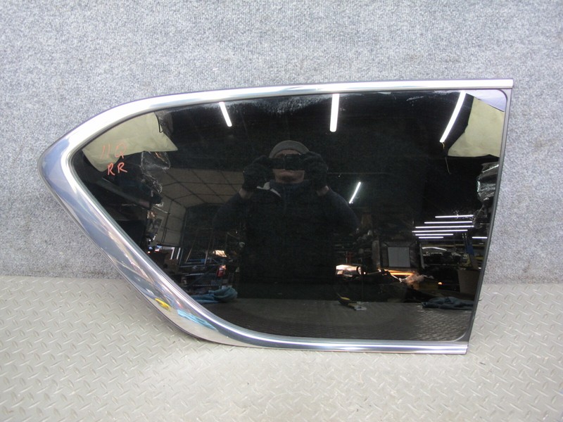 2011-2017 INFINITI QX56 QX80 REAR RIGHT PASSENGER SIDE QUARTER GLASS WINDOW