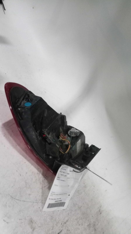 2017 Buick Envision Left Tail Light Assembly Silver 472766 - Used, Scuffs