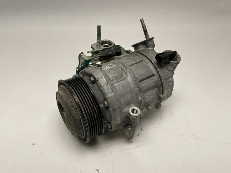 2017-2019 LINCOLN CONTINENTAL 3.7LA/C COMPRESSORAC FB53-19D629-BB