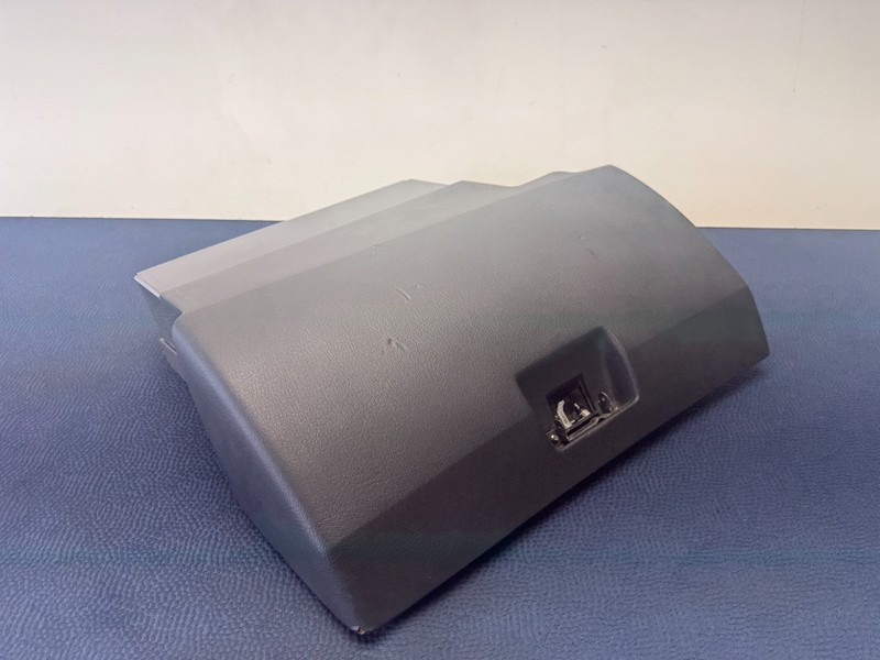 83–93 BMW E30 318i 325e 325i Dashboard Glove Box Compartment Trim Black OEM