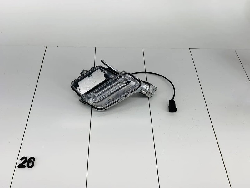 14-17 VOLVO XC60 FRONT LEFT DRIVER SIDE BUMPER MARKER LIGHT LAMP OEM