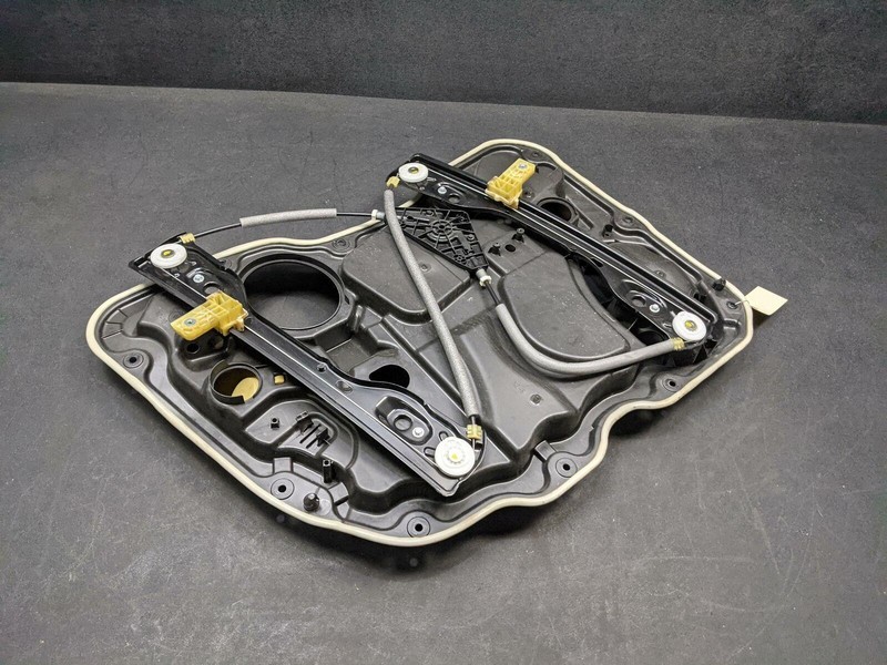 Front Right Door Window Regulator 2017 Jeep Cherokee 68227254AA 2014-2018 2019