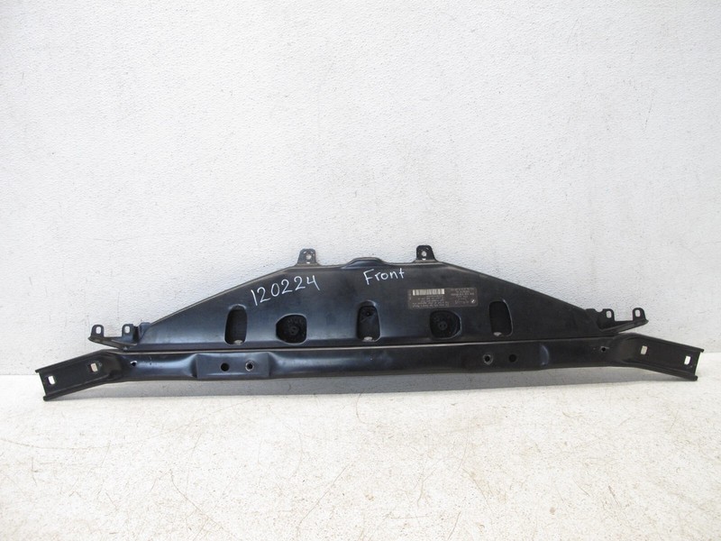 09-15 BMW F01 F02 740i 750i RADIATOR SUPPORT TIE BAR BRACKET COVER OEM 120224