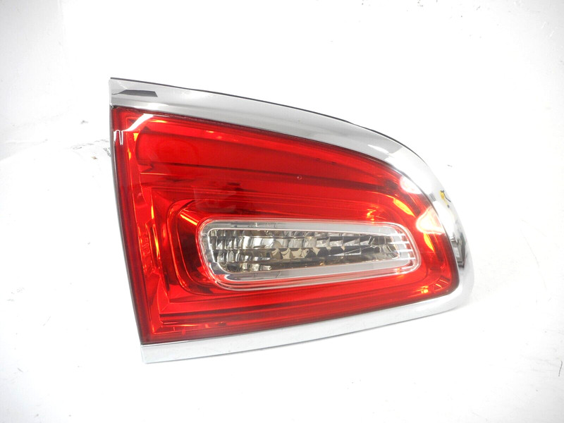 Buick Enclave Tail Light Driver Left Inner Hatch Lid Mounted OEM 2013-2017
