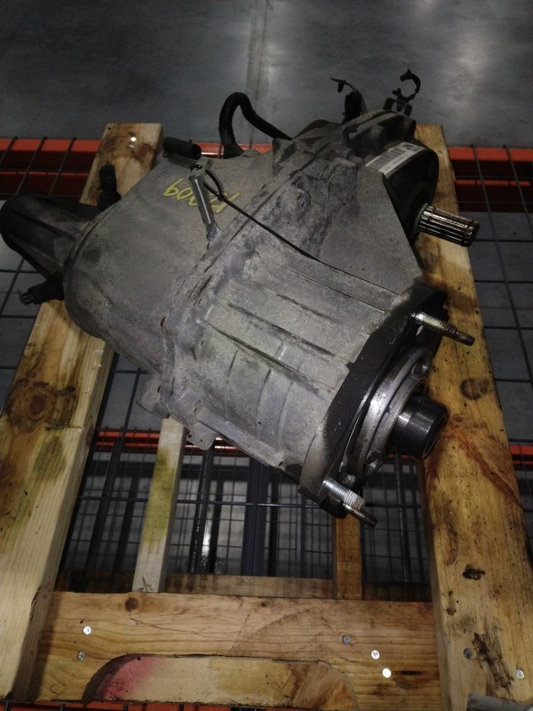 2007 Chevrolet Trailblazer Transfer Case Assembly OEM 489659 156k Miles