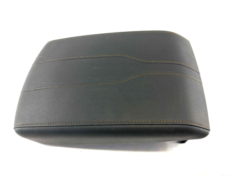 2018-2024 Chevy Traverse Lt Center Console Arm Rest Lid Complete With Hardware