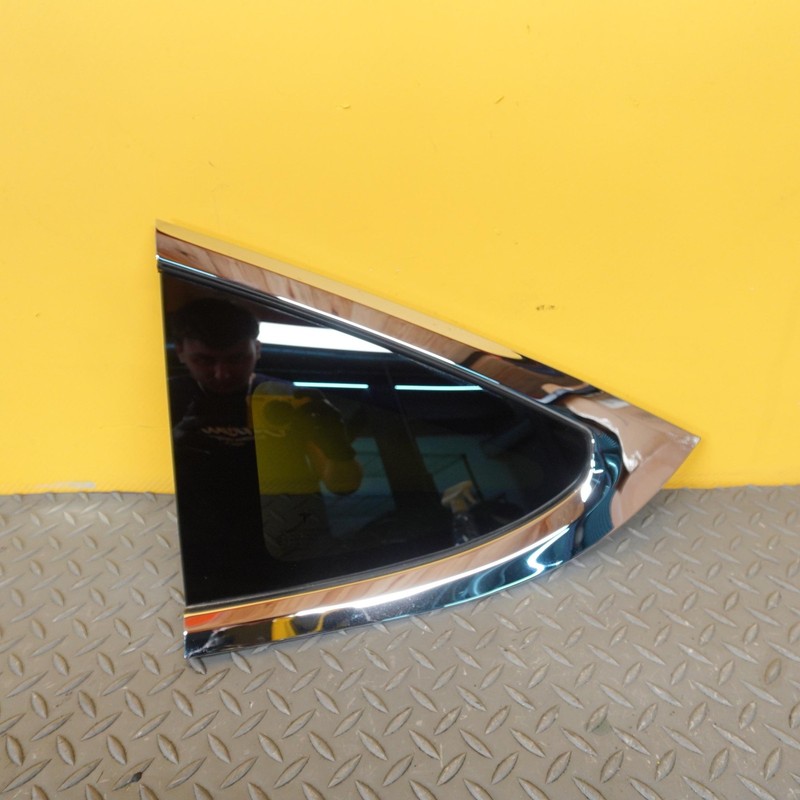 2016-2020 TESLA MODEL X QUARTER WINDOW GLASS LEFT DRIVER SIDE OEM 1034906-80-F