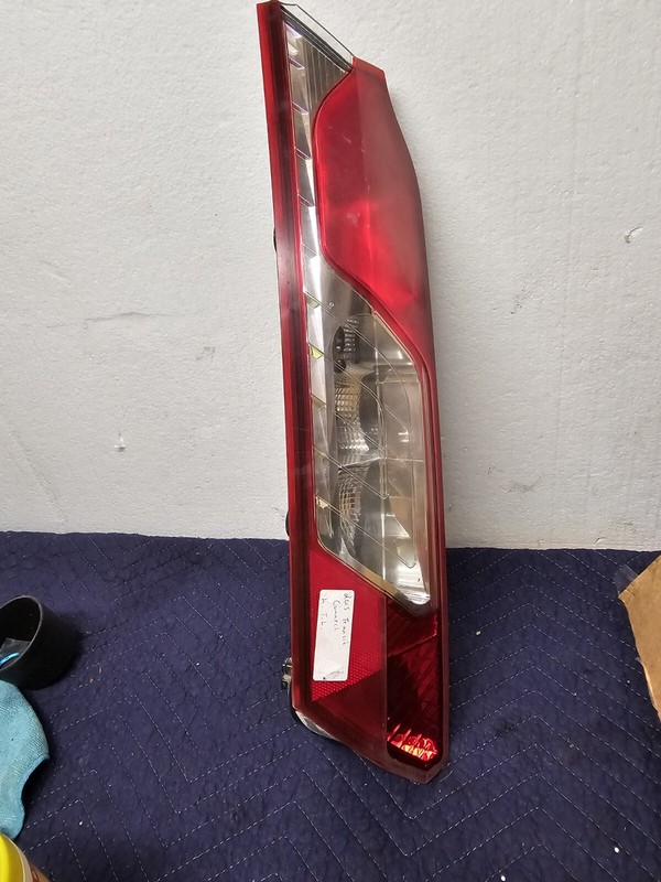 2014 to 2020 Ford Transit Connect Left Driver LH Side Tail Light Broken Tip