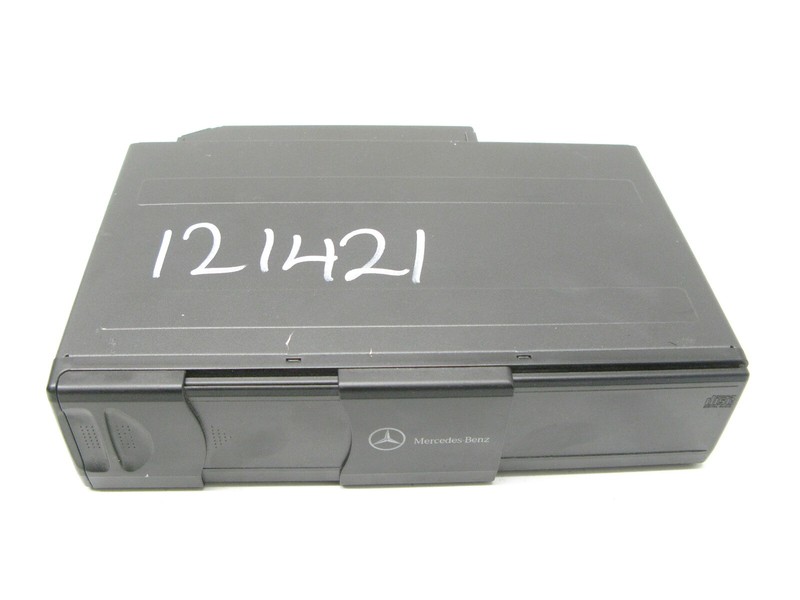 03-09 Mercedes CLK350 SL550 CD Disc Changer Player Reader magazine OEM 121421