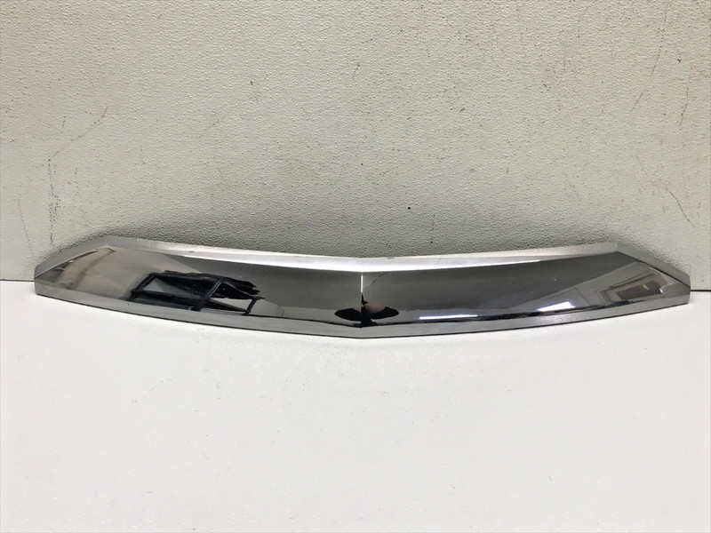 2007-2014 Lincoln Navigator Hood Trim Accent Panel Chrome 7L74-16K812-A