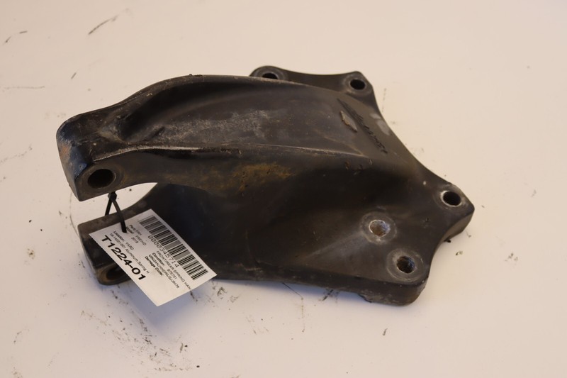 2018-2023 FREIGHTLINER CASCADIA 126 SPRING HANGER BRACKET MOUNT SUPPORT OEM