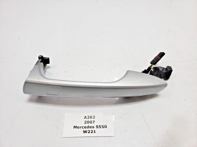 ✅ 07-13 OEM Mercedes W221 S550 Front Left Driver Side Exterior Door Handle