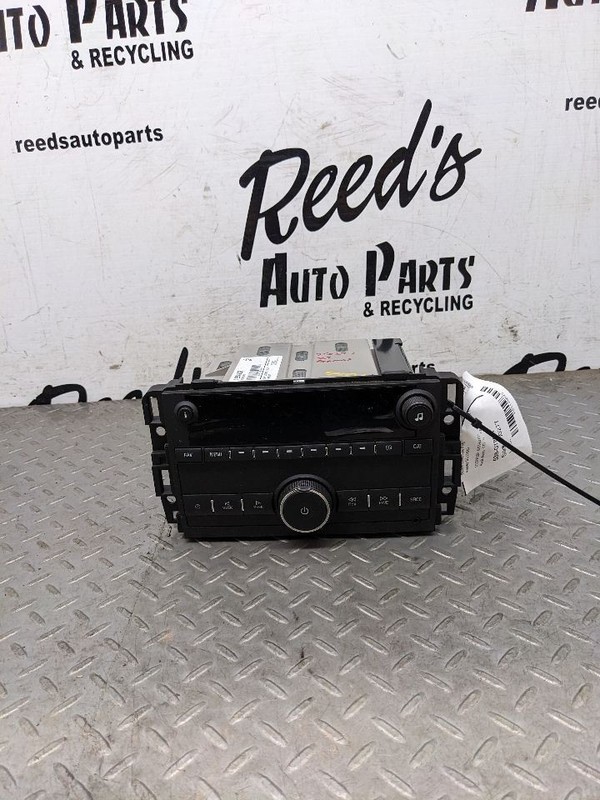 Audio Equipment Radio AM-FM-MP3 Fits 15-24 EXPRESS 2500 VAN 1178673