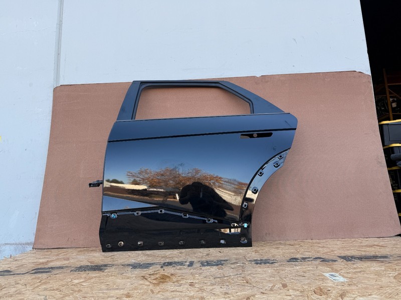 HYUNDAI IONIQ 5 2022-2025 OEM REAR LEFT DRIVER DOOR SHELL ASSEMBLY (BLACK)