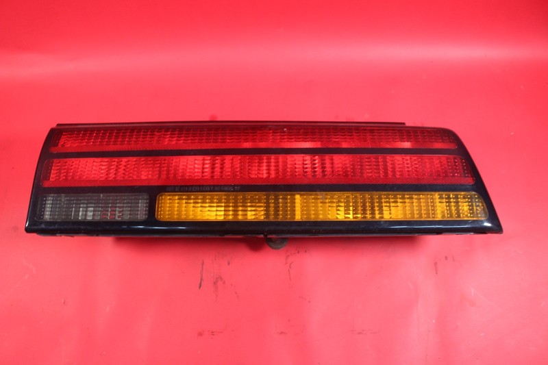 1986 to 1992 Pontiac Firebird Right Passenger RH Side Tail Light 16504276 CLEAN!