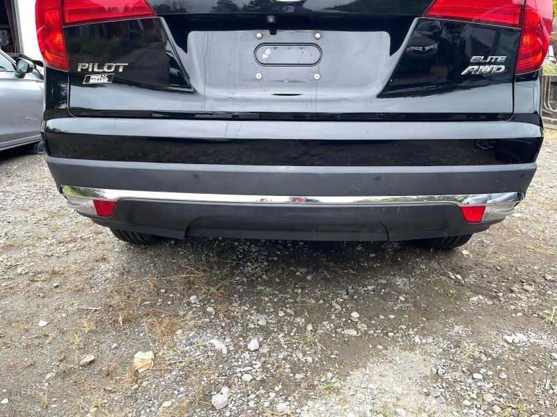 2016-2018 Honda Pilot Rear Bumper Cover Black Minor Scratches Normal Wear
