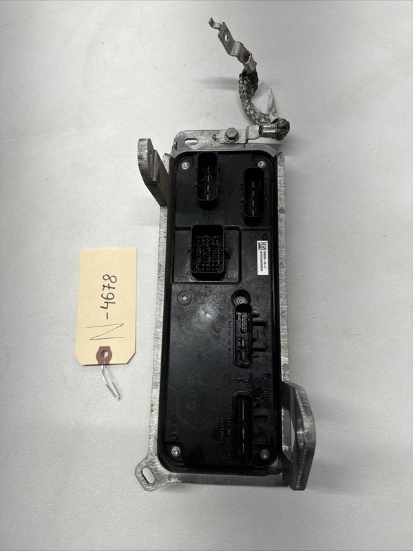2021-2023 TESLA MODEL S PLAID BATTERY CONTROLLER ASY 1588205-05-C OEM 4678 U2
