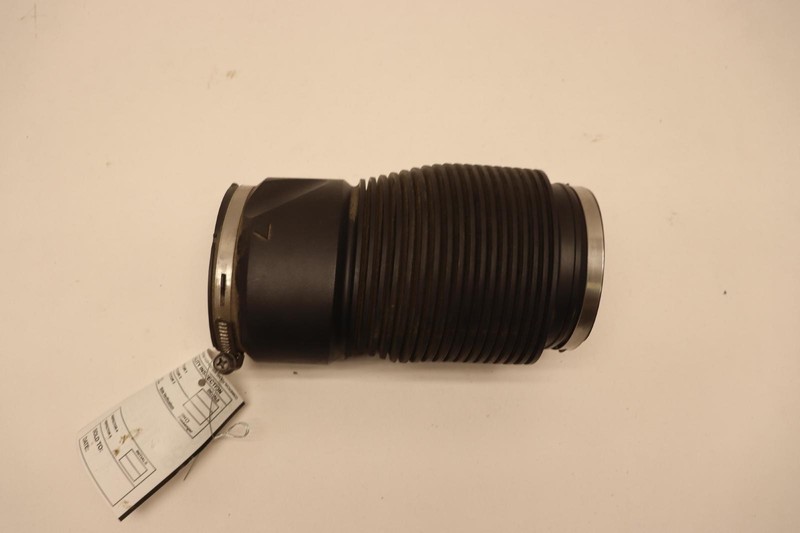 2017-2019 GENESIS G90 5.0L LEFT DRIVER ENGINE AIR INTAKE HOSE TUBE DUCT OEM