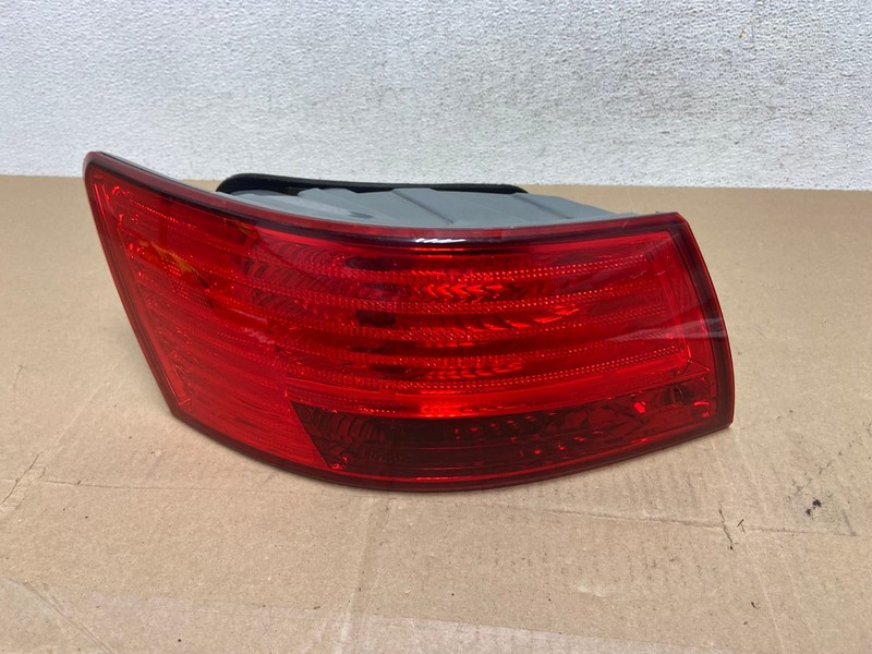 2009 to 2010 Hyundai Sonata Left Driver Lh Side Tail Light Oem AE6654 LK