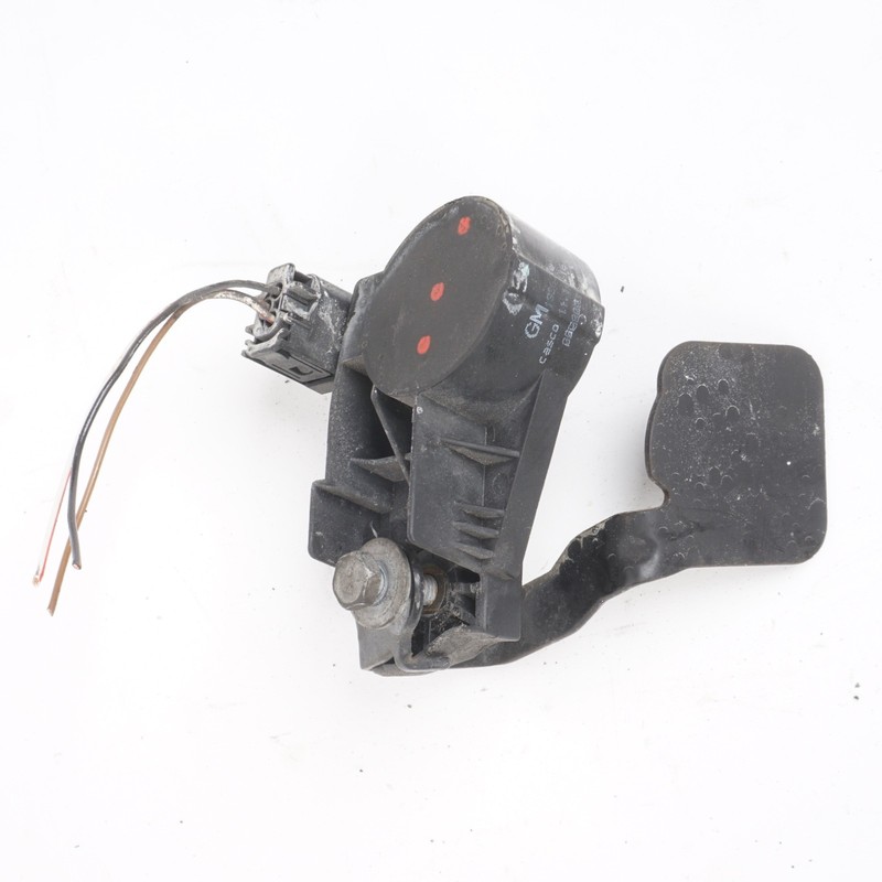 2016 – 2019 Buick Cascada Rear Left Headlight Level Sensor OEM