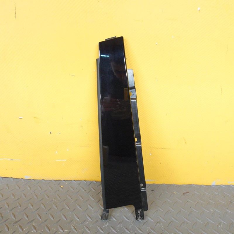 2023-2025 DODGE HORNET REAR LEFT DOOR WINDOW FORWARD APPLIQUE MOLDING 50564636