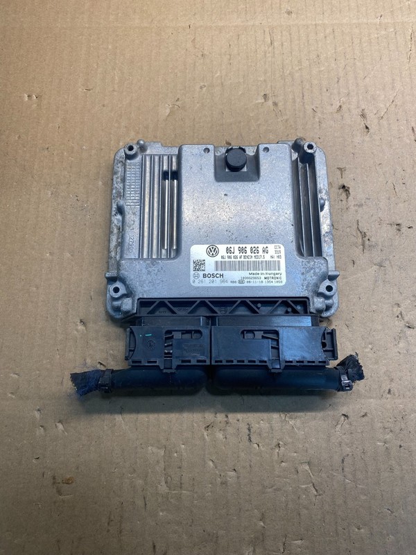 OEM 2008 2009 Volkswagen Passat 2.0L ECM Engine Control Unit ECU AC2609 DW