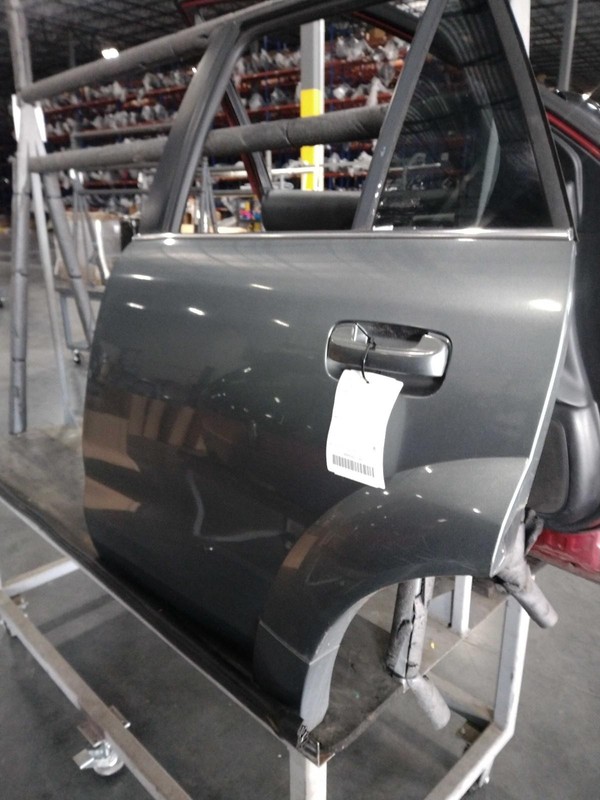 2007 Saturn VUE Left Rear Door Grey 4DR SUV Good Condition 375635