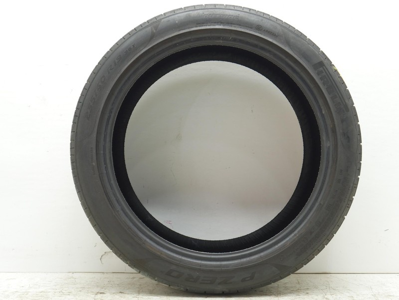 2024-2026 Ford Mustang GT S650 Tire Pirelli P Zero, 255/45R19, 9/32 Genuine