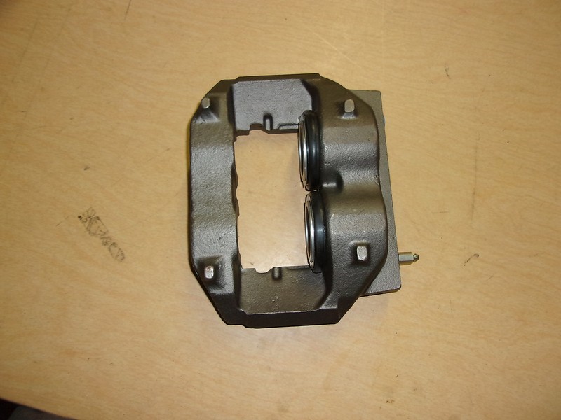 Volvo Brake Caliper 3096039, used *FREE SHIPPING*