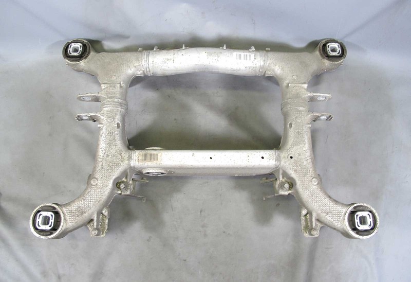 2010-2017 BMW F10 5-Series 6-Series Factory Rear Axle Subframe Carrier USED OEM