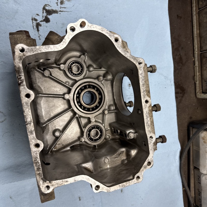 Kawasaki KF82D 341cc Motor, Bottom End Crank Case Good