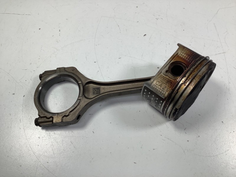 16-20 Honda Pilot Piston & Connecting Rod 35Y6 13050-R9P-A00 OEM