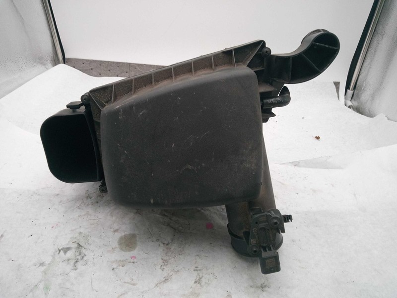 2021 Chevrolet Trailblazer Air Cleaner Assembly OEM 42712663 Used 80K Mi