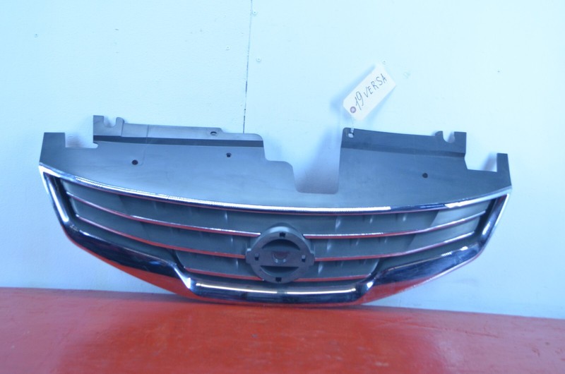 15-19 NISSAN VERSA FRONT RADIATOR UPPER GRILLE OEM