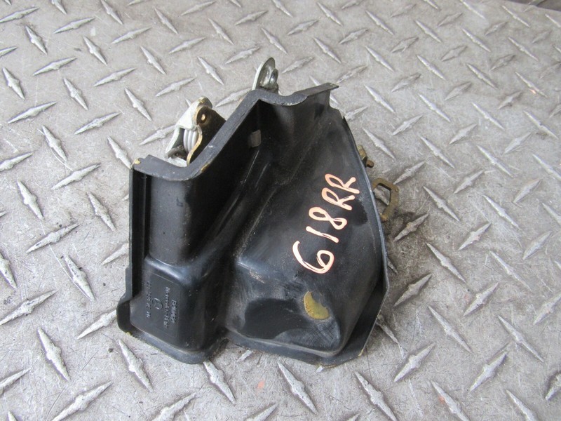 1982 MERCEDES-BENZ 240D RIGHT PASSENGER REAR DOOR LATCH LOCK ACTUATOR 2.4L