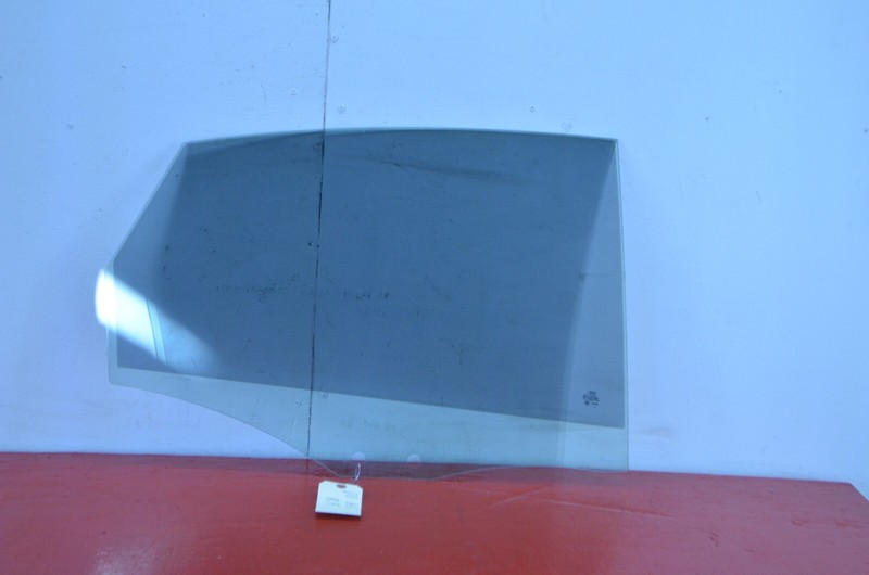 05-11 AUDI A6 REAR RIGHT PASSENGER SIDE DOOR WINDOW GLASS OEM