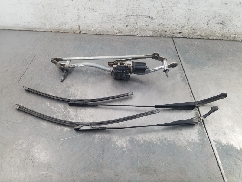 2014 Audi S4 Quattro B8 Windshield Wiper Motor / Arms #7670 Y2