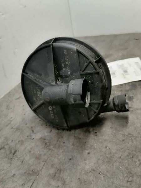 Air Injection Pump 3.2L Fits 2004-2006 Audi TT 1336111