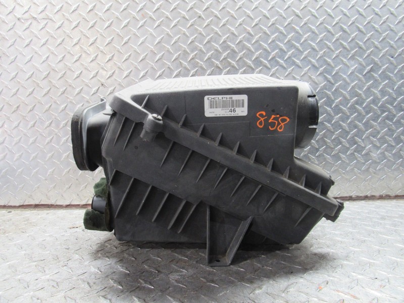 00 01 02 CHEVROLET TAHOE AIR CLEANER FILTERBOX HOUSING