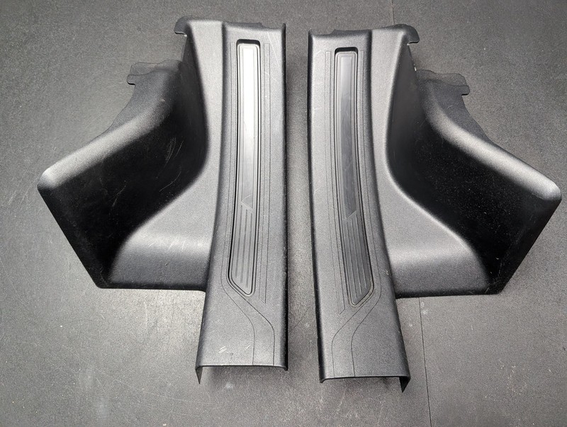 2PC Rear Door Sill Plates Set 2018 Jaguar XE S GX73-13245-AJ8PVJ 2019 X