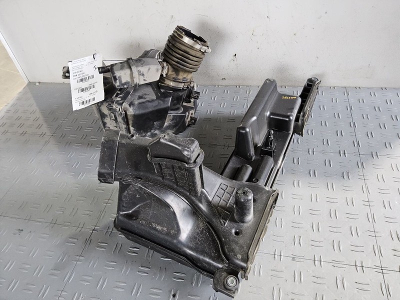 2017-2020 Infiniti QX60 Air Cleaner Intake Box 3.5L 6 Cylinder