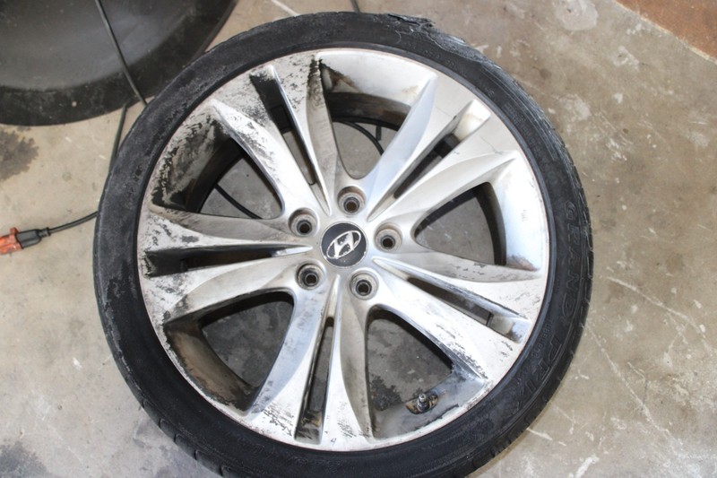 2009 -2012 GENESIS COUPE Wheel 18x7-1/2 10 Spoke Front 52910-2M010 NO TIRE