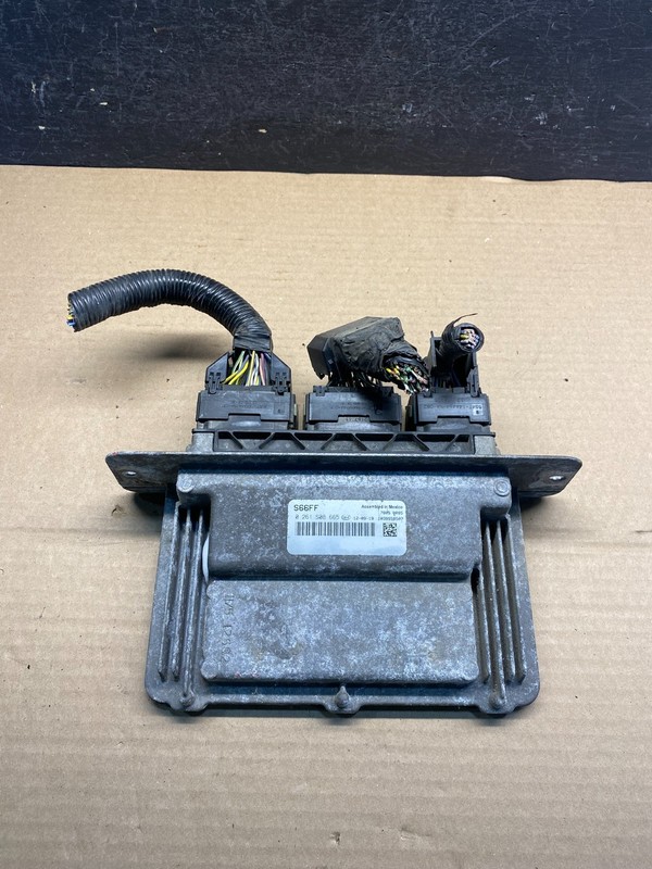 2013 2014 Ford Van E150 E250 4.6L Engine Control Module Unit ECU AE0060 DG