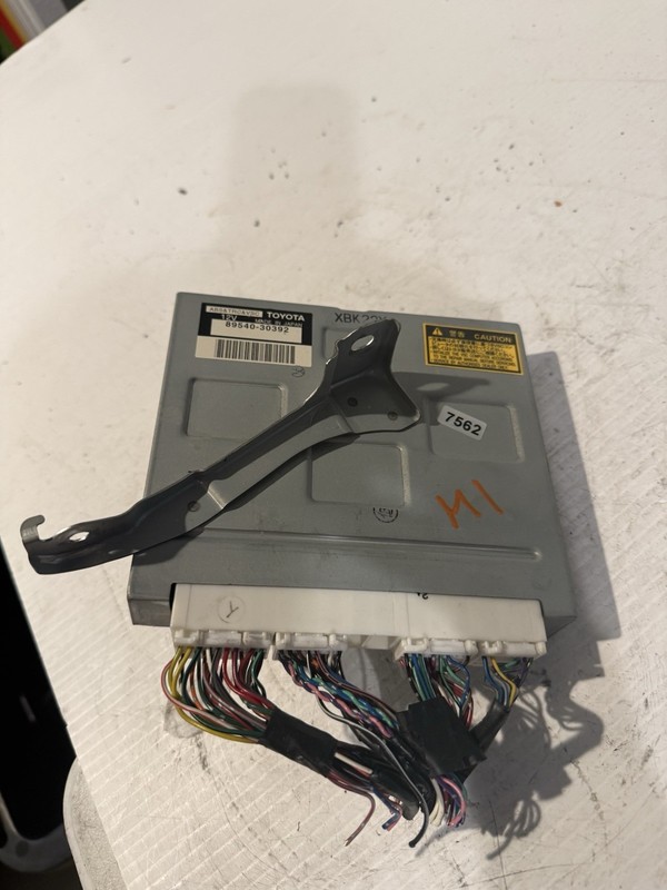 2001-2005 Lexus GS300 3.0L L6 A/T Chassis ECM Skid Control Module 89540-30392