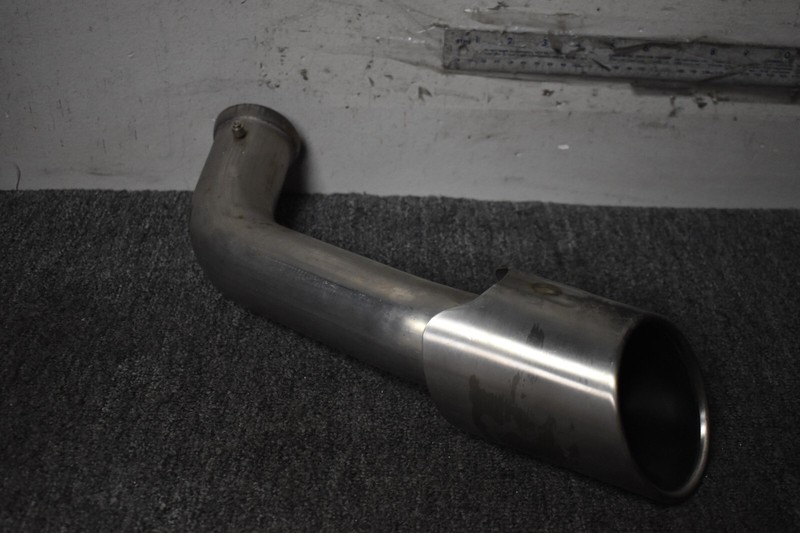 PORSCHE CAYENNE REAR TAIL PIPE FACTORY OEM
